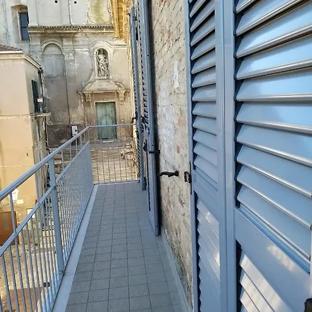 La Casa Sul Corso E La Casa Sui Tetti Apartment Citta Sant'Angelo Exterior photo